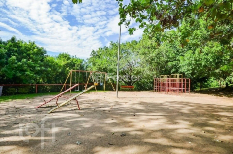 Image 3 - 996826