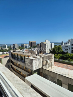 Image 21 - 996959