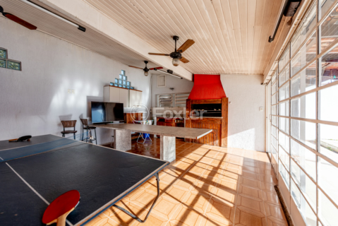 Image 31 - 997057