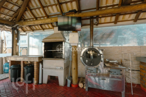 Image 32 - 997098