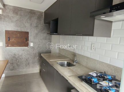 Image 22 - 997400