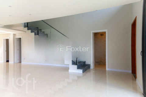 Image 4 - 997490