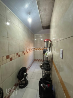 Image 8 - 997495