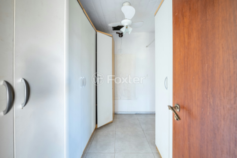 Image 34 - 997498