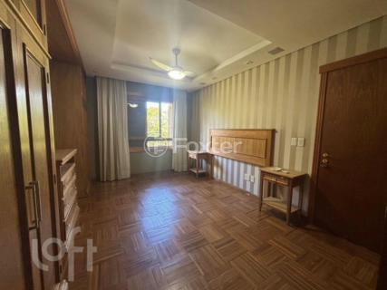 Image 34 - 997533