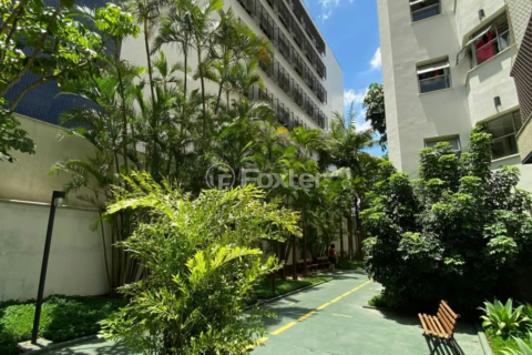 Image 33 - 997593