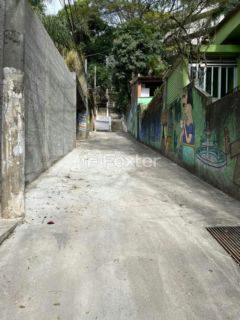 Image 17 - 997607