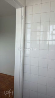 Image 19 - 997667