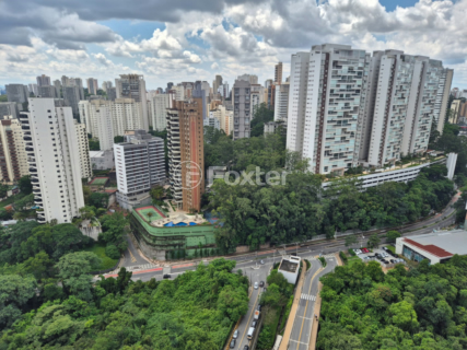Image 2 - 997680