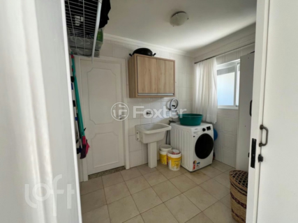 Image 30 - 997723