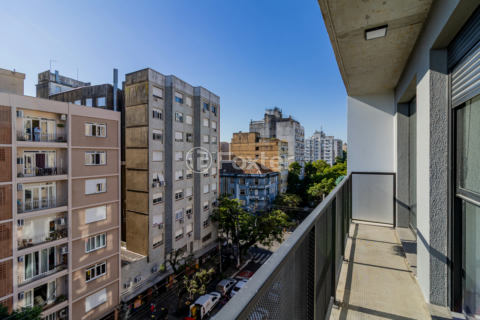 Image 3 - 997821
