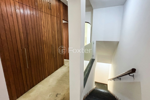 Image 32 - 997881