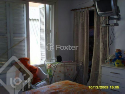 Image 8 - 997882