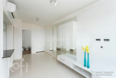 Image 3 - 997940