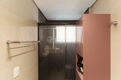 Image 31 - 997985