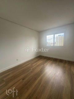 Image 11 - 997987