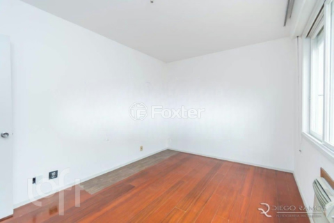 Image 8 - 997992