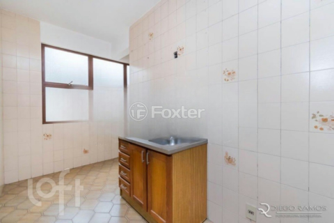 Image 3 - 997992