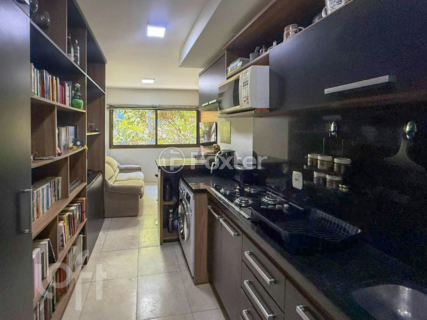 Image 3 - 997997