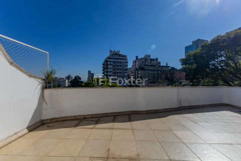 Image 37 - 997999