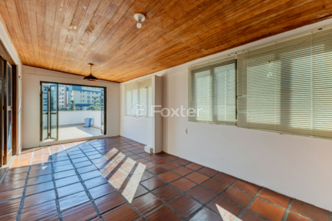 Image 31 - 997999
