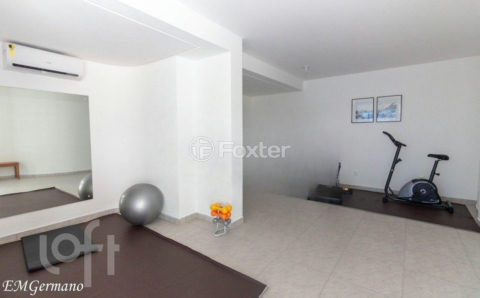 Image 7 - 998004