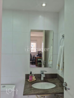 Image 7 - 998008
