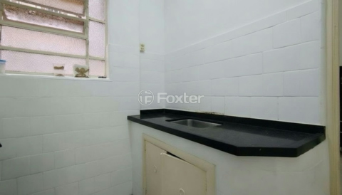Image 7 - 998051