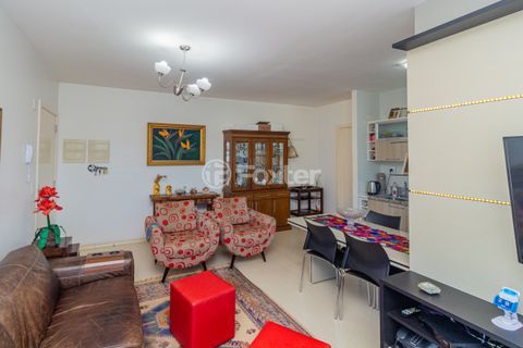 Image 4 - 998242