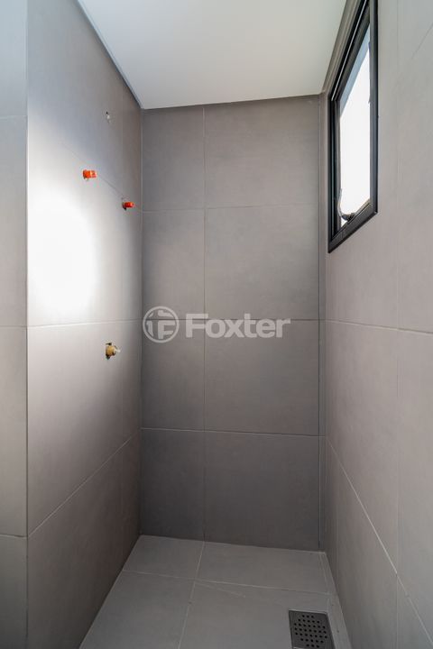 Image 8 - 998272
