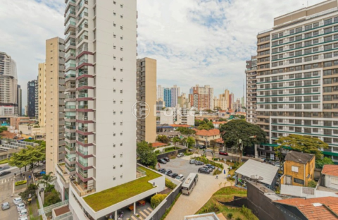 Image 7 - 998279