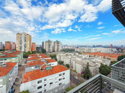 Image 34 - 998309