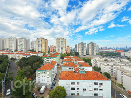 Image 33 - 998309