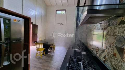Image 7 - 998372