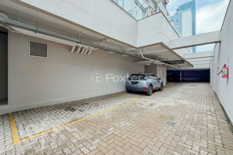 Image 31 - 998422