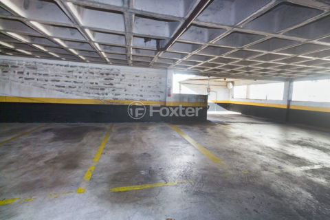 Image 29 - 998480