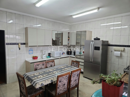 Image 17 - 998525