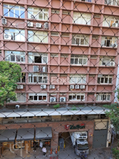 Image 10 - 998530