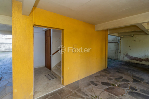 Image 31 - 998550