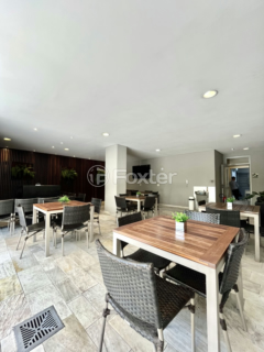 Image 7 - 998567