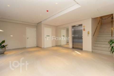 Image 7 - 998568