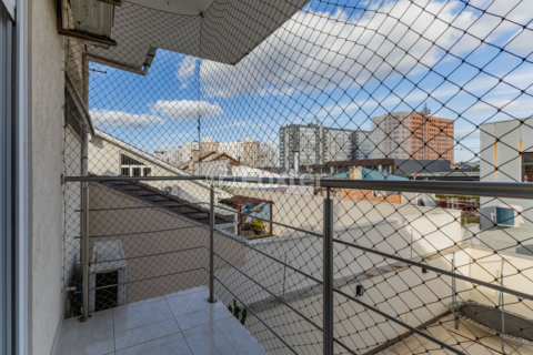 Image 30 - 998590