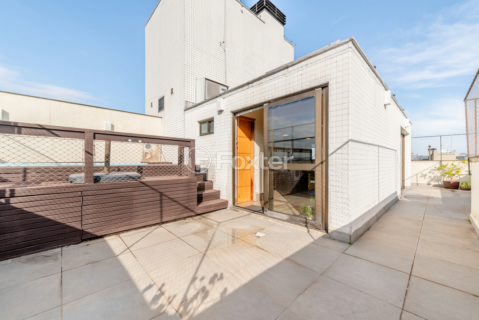 Image 31 - 998595