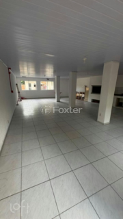 Image 8 - 998682