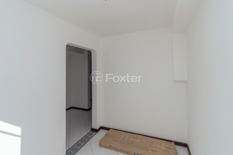 Image 7 - 998701