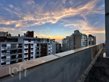 Image 14 - 998711