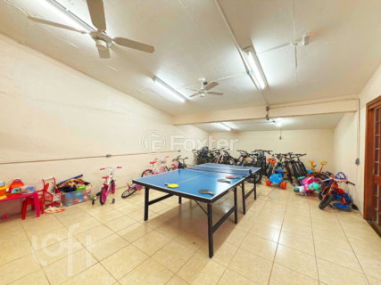 Image 38 - 998722