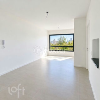 Image 37 - 998736