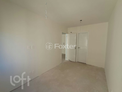 Image 32 - 998736