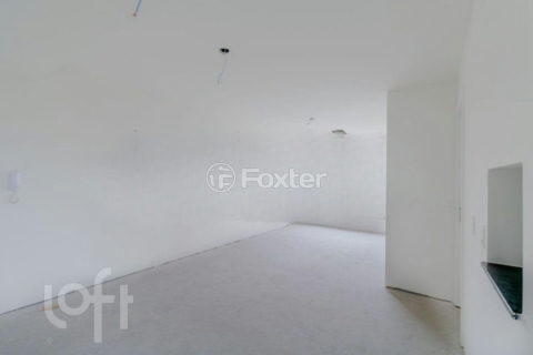 Image 18 - 998736